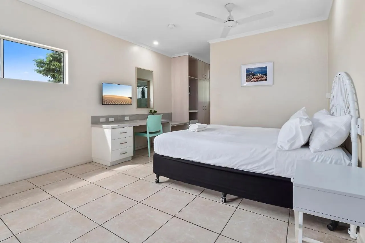 Hotel Tropiq Cairns