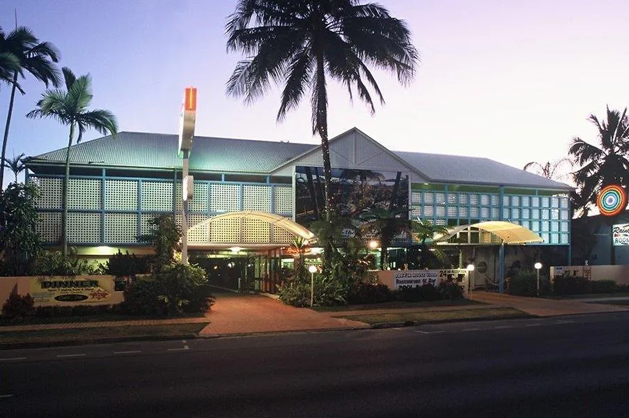 Hotel Tropiq Кэрнс