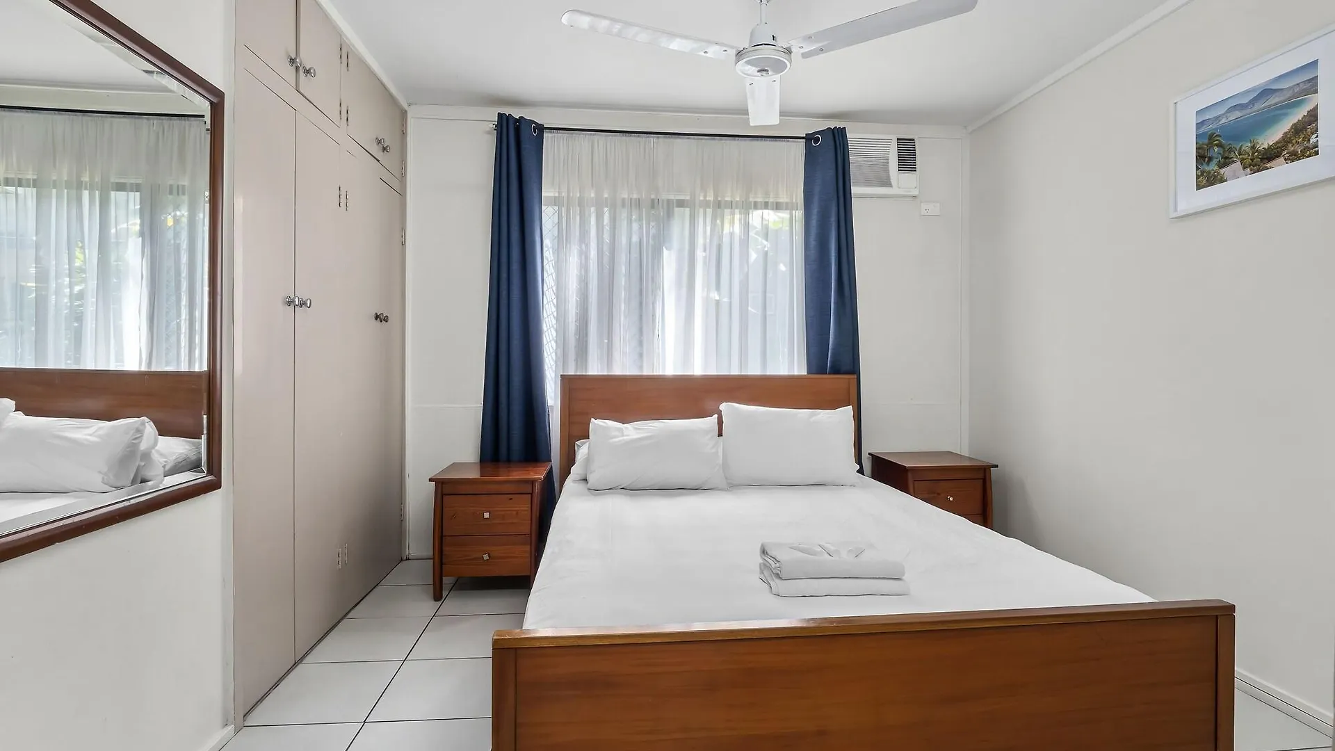 קאירנס Hotel Tropiq